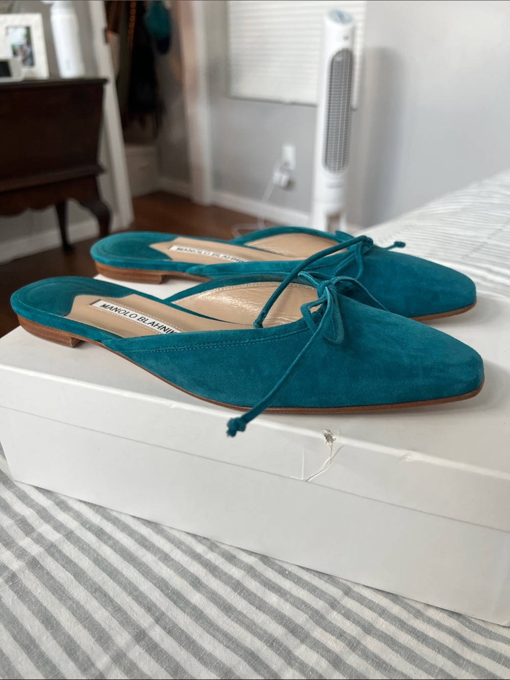 Manolo Blahnik Teal Suede Mules - Picture 3 of 5